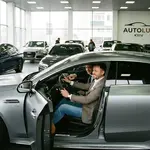 Как выбрать первое авто: новое или подержанное