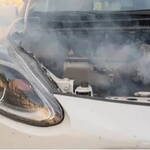 перегрев двигателя пар из под капота автомобиля