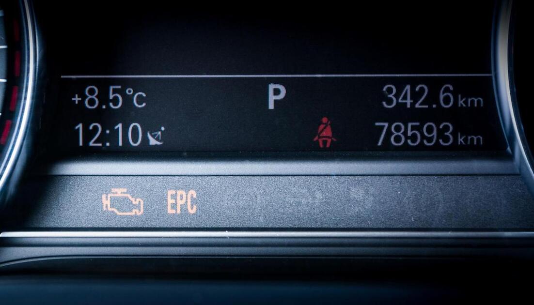 машина заводится и сразу глохнет ошибка двигателя приборная панель