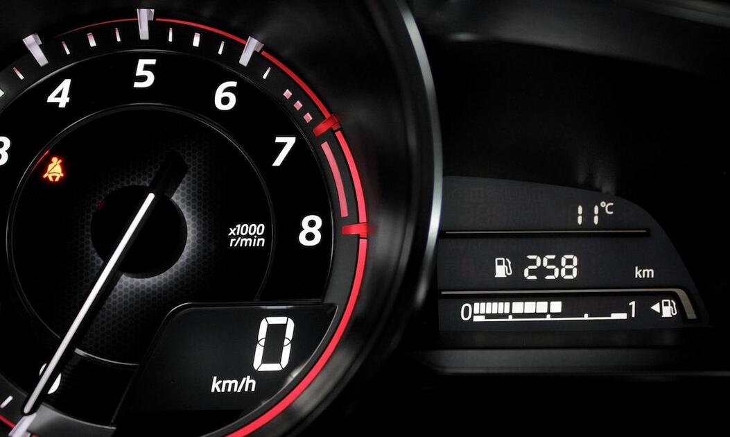 Машина не разгоняется выше 3000 оборотов — проблема с двигателем